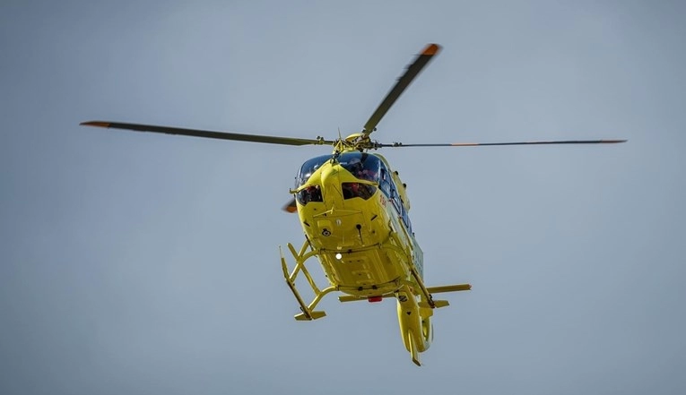 Masovna tučnjava na Hvaru. Čovjek iz BiH prevezen helikopterom u Split